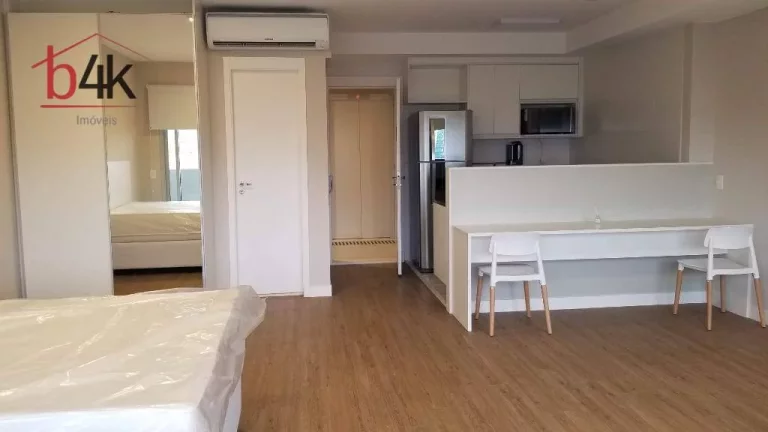 Imagem Apartamento com 1 dormitório para alugar, 50 m² na Chácara Santo Antônio
