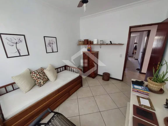 Imagem Casa de Condomínio com 3 Quartos à venda, 130m² - Campo Grande
