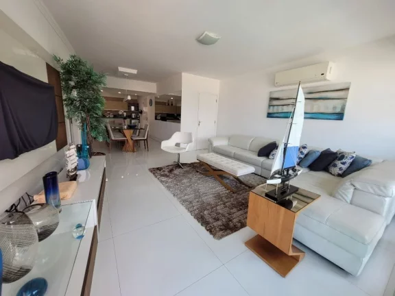 Imagem PITANGUEIRAS - FRENTE AO MAR, BELÍSSIMA VISTA DA PRAIA, LINDO APTO TOTALMENTE REFORMADO E DECORADO, 168 M² ÚTEIS, 02 VAGAS DE GARAGEM, LAZER.