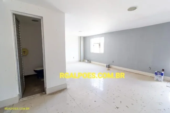 Imagem Galpão para Venda em RIO DE JANEIRO, Pavuna, 2 banheiros