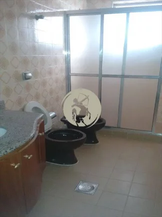 Imagem OPORTUNIDADE!!! APARTAMENTO GRANDE, BEM DISTRIBUIDOS, COZINHA ENORME, 4 DORMITÓRIOS GRANDES, 3 VAGA...