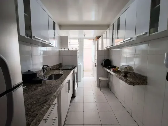 Imagem Excelente Apartamento com 3 Dormitórios (1 Suíte), com Acabamento Moderno