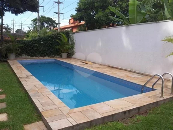 Imagem Sobrado à venda com 5 quartos, sendo 2 suítes, em Butantã, São Paulo - SP