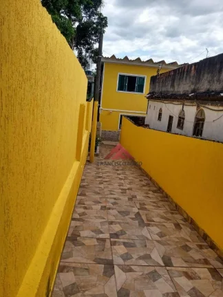 Imagem Casa com 3 dormitórios à venda, 3 m² por R$ 450.000,00 - Mutuá - São Gonçalo/RJ