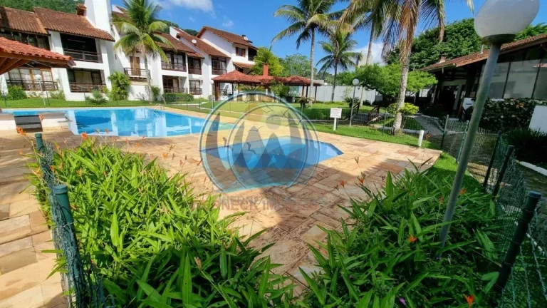 Imagem Imperdível Casa à Venda em Ubatuba-SP, Bairro Praia Grande, 3 Quartos, 1 Suíte, 4 Vagas de Garagem, 190m² de Área