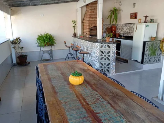 Casa à venda em Praia Grande, Canto do Forte, com 2 quartos, 214m2