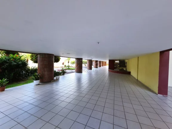 Imagem O EDIFÍCIO ATLANTA, está situado em um dos melhores bairros de Fortaleza, o Jóquei Clube, e possu...