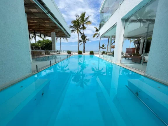 Imagem Mansão frente ao mar, na melhor localização da Riviera.