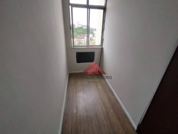 Imagem Apartamento com 2 dormitórios para alugar, 63 m² por R$ 2.163,91/mês - Centro - Niterói/RJ
