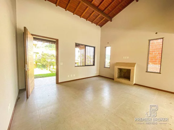 Imagem Casa à venda, 300 m² por R$ 1.350.000,00 - Vargem Grande - Teresópolis/RJ
