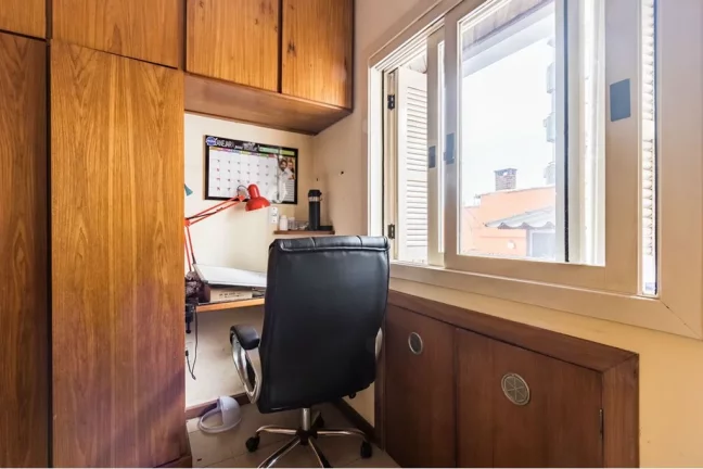 Imagem Apartamento à venda em Porto Alegre, Petrópolis, com 2 quartos, 126m2