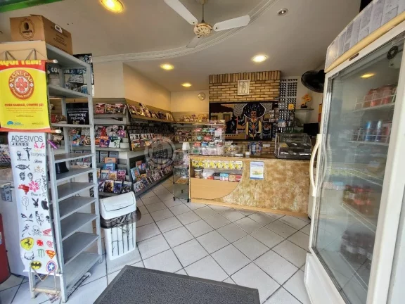 Imagem Casa Com Ponto Comercial no Tirol