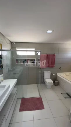Imagem Casa à venda, Cond. Portal das Águas, 3 suítes com closet, piscina, Petrolina