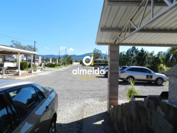 Imagem Empresa a venda com terreno de 30 x 106 de frente para Faixa Velha