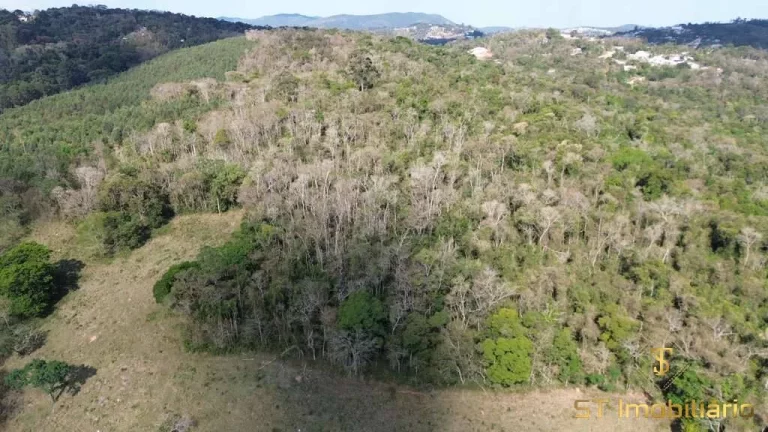 Imagem Sítio com Escritura à Venda em Atibaia/SP - 64.000m² por R$2.2 Mi