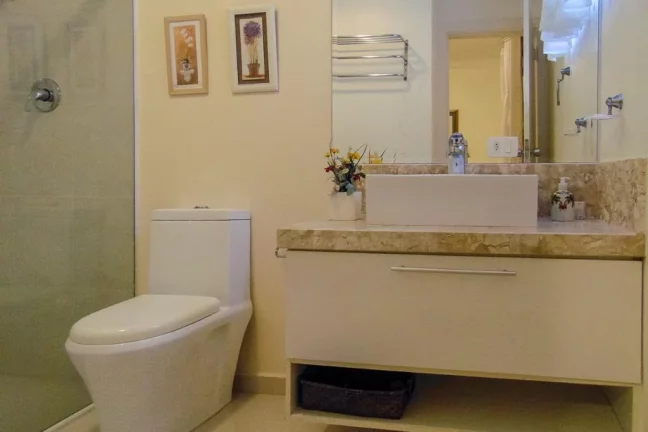 Imagem Apartamento com 4 dormitórios à venda, 200 m² por R$ 1.600.000,00 - Pitangueiras - Guarujá/SP