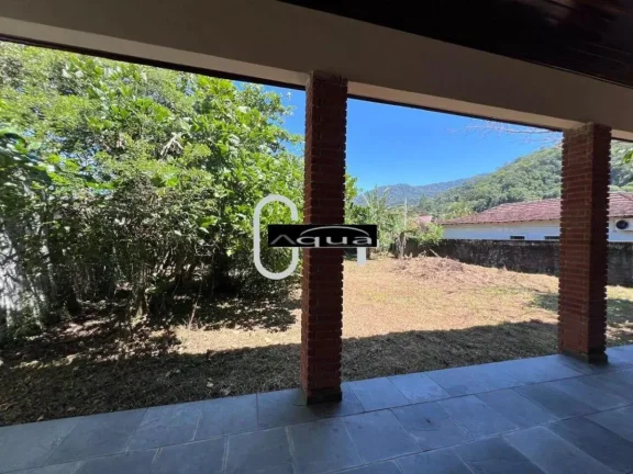 Imagem Casa para Venda em Peruíbe, Guarau, 3 dormitórios, 1 suíte, 2 banheiros, 4 vagas