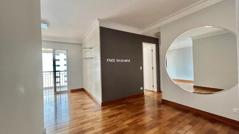 Imagem Apartamento para locação em Moema com 2 quartos, 1 suíte e 2 vagas de garagem