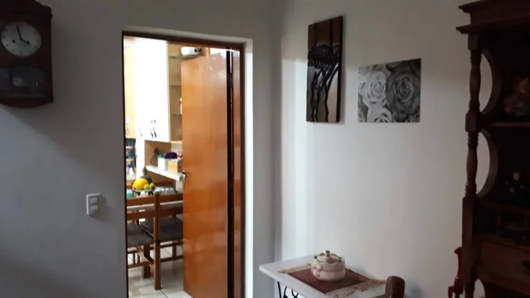 Imagem Casa Jardim Independência - 200M², 3 Dorms, 1 Suíte, 3 Vagas, Lavabo, Terraço, Armários Planejados.