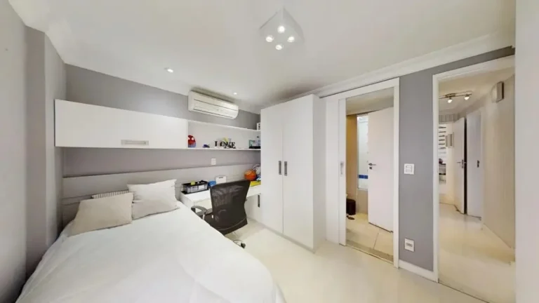 Imagem Apartamento Cobertura Duplex 210M², 3Q, 2 Suítes, 4 Banheiros, 1 Vaga, Academia, Piscina, Brinquedoteca, Churrasqueira, Gerador, Quadra, Gerador.
