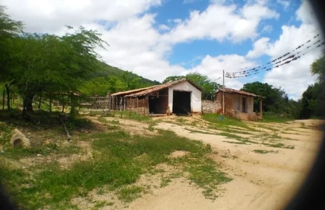 Imagem Venda terreno em carapotos