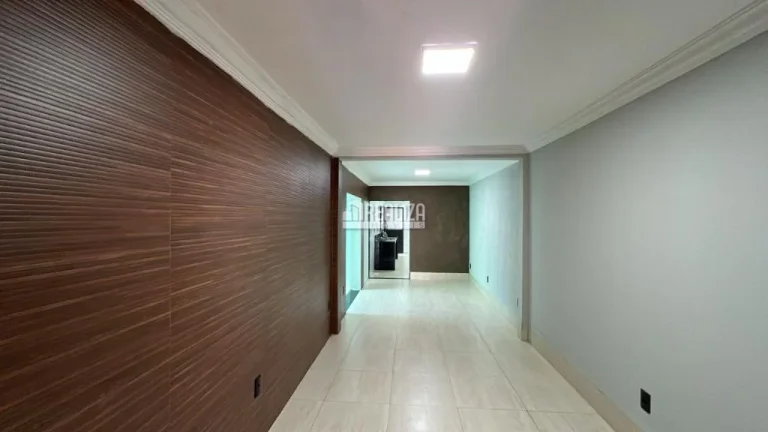 Imagem Casa de Alto Padrão para Alugar no Parque do Mirante, Uberaba