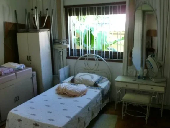 Imagem Casa Térrea Alto de Pinheiros - 4 Dorms, 1 Suíte, 2 Vagas Cobertas.
