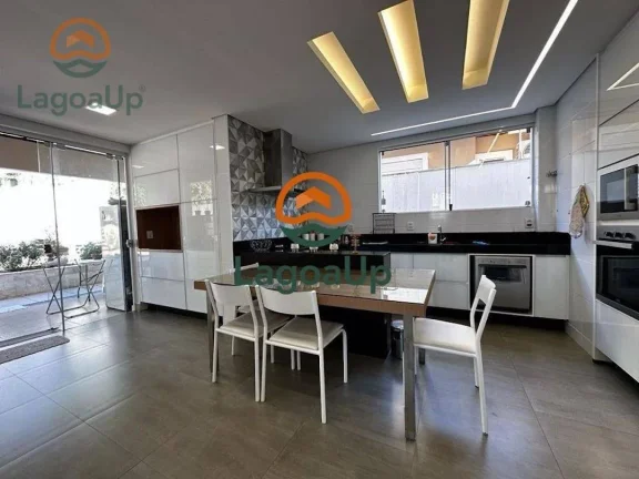 Imagem Casa com 5 dormitórios à venda, 250 m² por R$ 2.000.000,00 - Condomínio Mountain Village - Lagoa Santa/MG