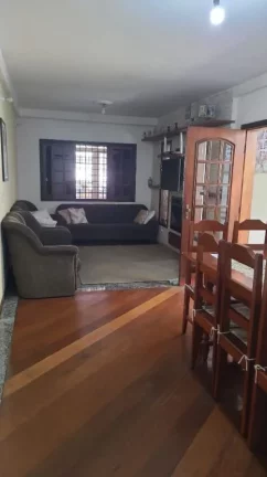 Imagem Sobrado com 2 dormitórios à venda, 241 m² por R$ 650.000,00 - Parque Maria Helena - Suzano/SP