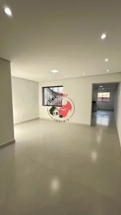 Imagem Sobrado moderno, espaçoso e recém-reformado com acabamento impecável! SAnto André bairro Camilópolis