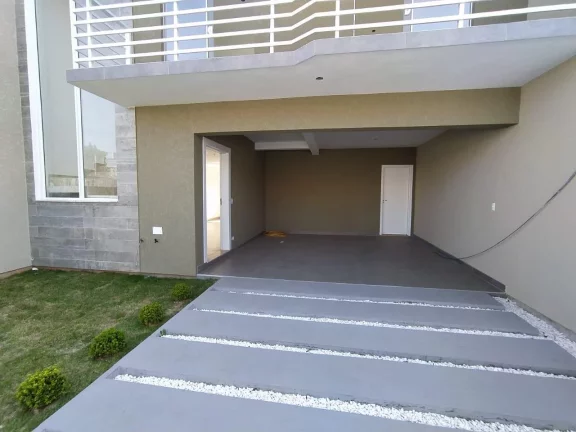 Imagem Sobrado para Venda em São José dos Pinhais, Cidade jardim, 3 dormitórios, 1 suíte, 2 banheiros, 2 vagas