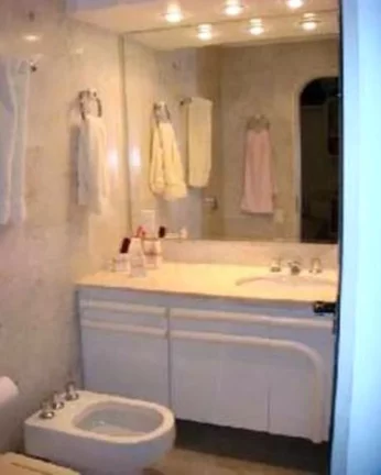 Imagem Apartamento maravilhoso, amplo, com terraço, living com tábuas de ipê, piso de tacos nos dormitó...