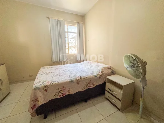 Imagem Casa à Venda em Taguatinga Sul 6 Quartos por R$ 890.000,00