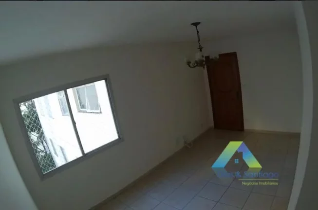 Imagem Ótimo apartamento com 2 dormitórios com fácil acesso a comercio e principais avenidas.