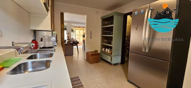 Imagem Casas a Venda em Juquehy - Canto direito, 50 metros da praia, com 4 dorm. sendo 2 suítes, piscina privativa, churra, 136M2 | Juquehy Imobiliária