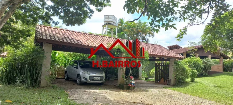 Imagem Sítio à Venda com 37000m² em Caçapava
