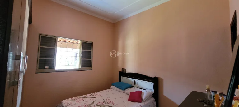 Imagem Residência de Luxo à Venda em Campo Grande-MS: 4 Quartos, 1 Suíte, 222m² no Parque Residencial Rita Vieira