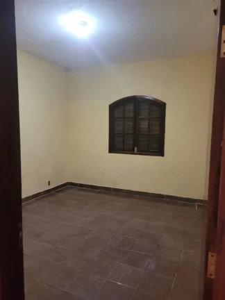Imagem Chácara 1000m² à Venda em Jambeiro