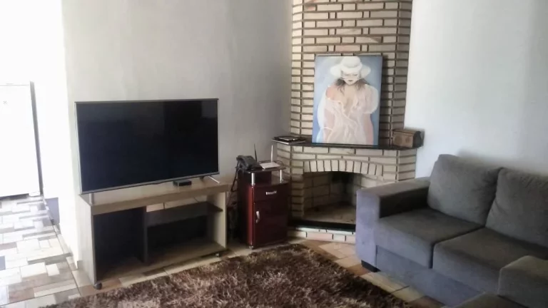 Imagem Casa à venda no bairro Centro - Pardinho/SP