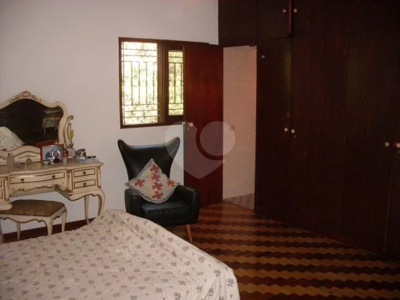 Imagem Sobrado à venda com 3 quartos, sendo 3 suítes, em Butantã, São Paulo - SP
