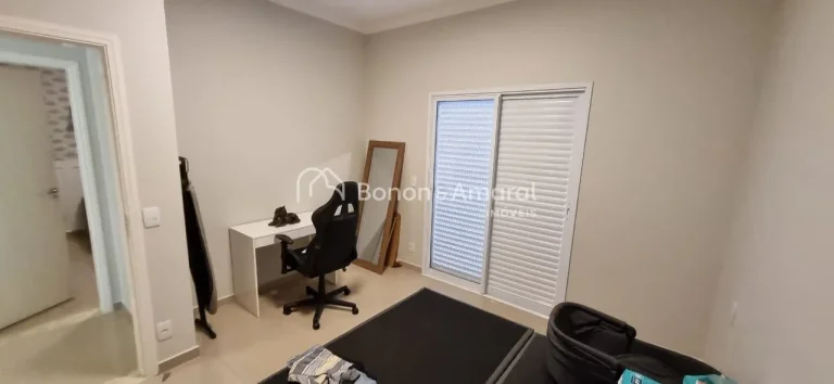 Imagem Excelente sobrado no Condomínio Le Village, em Valinhos, com 220m² de área privativa em um terren...