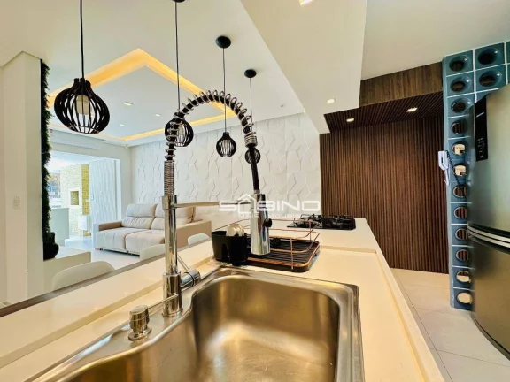 Imagem Aluguel anual na Riviera, Apartamento Pé na Areia, com 3 dormitórios 1 suíte, com 90m² de área útil, 2 vagas de garagem