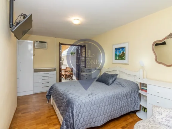 Imagem Imperdível oportunidade: Casa à venda em São Paulo-SP, Vila Clementino! 4 quartos, 1 sala, 4 banheiros, 2 vagas, 147m².