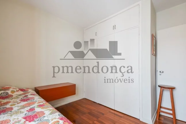 Imagem Apartamento com 142m² na Rua Sabará, 3 quartos (1 suíte) e 1 vaga.