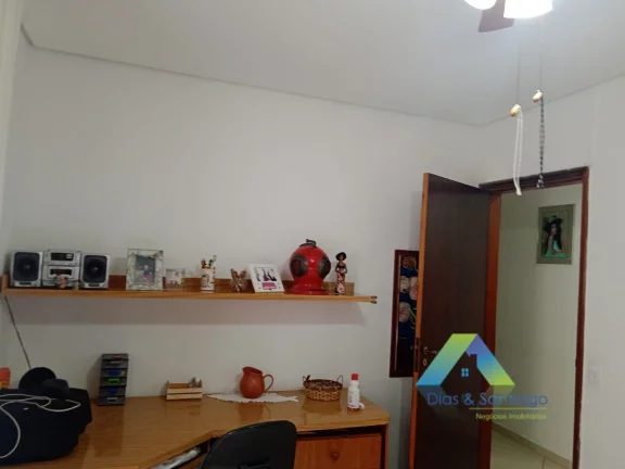 Imagem CASA TÉRREA REFORMADA COM 2 DORMITÓRIOS NA VILA DAS MERCES !