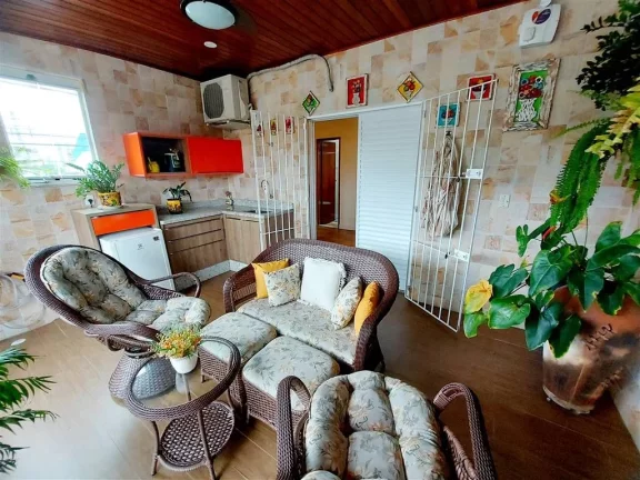Imagem Casa à Venda em Guilhermina, Praia Grande - SP