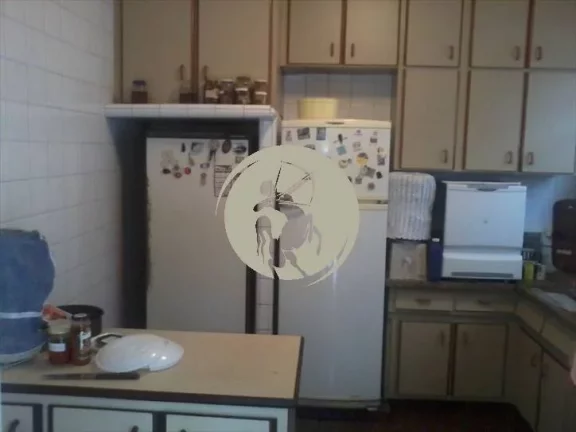 Imagem Casa com terreno generoso a venda em Santos