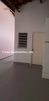 Imagem Casa para Venda em Piracicaba, Centro (Ártemis), 3 dormitórios, 1 suíte, 3 banheiros, 1 vaga