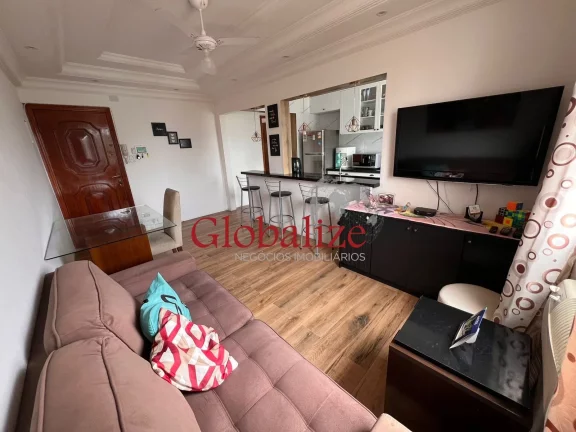 Imagem APARTAMENTO 02 DORMITÓRIOS, R$415.000,00, TODO REFORMADO, COZINHA AMERICANA, PRÓXIMO À PRAIA, 01 VAGA DE GARAGEM SUFICIENTE