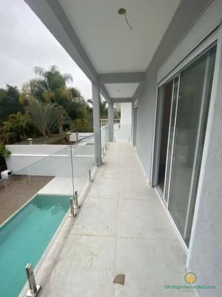 Imagem Casa nova, clean, 4 dormitorios, suítes com piscina em condomínio